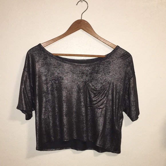 Hollister Tops - 3/$15 Hollister metallic crop top